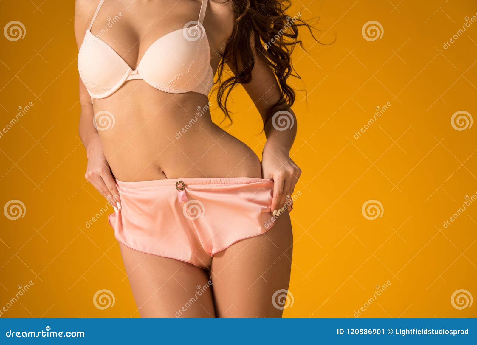 chrystal garner recommends Girl Take Off Underwear