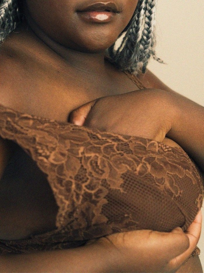 darryl hudson add photo black girl titties