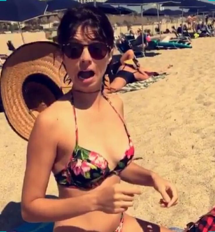 danielle wedgeworth share kate micucci swimsuit photos