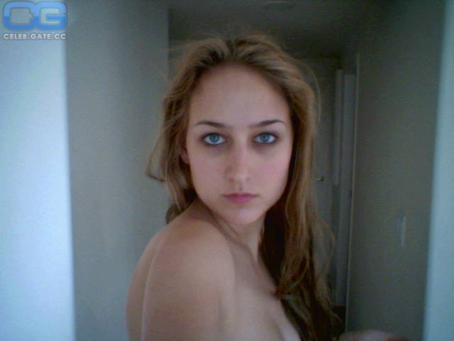 candy ralston recommends leelee sobieski the fappening pic
