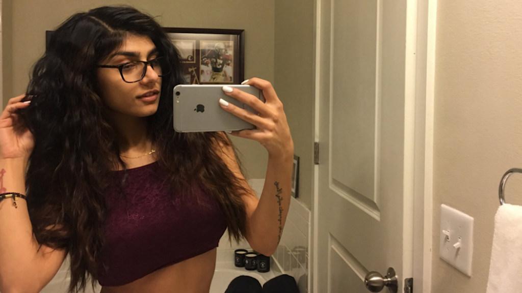 blenda faye hortaleza recommends Mia Khalifa Schoolgirl