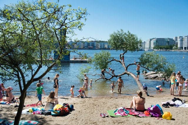 boitumelo lekalakala recommends Swedish Nude Beach