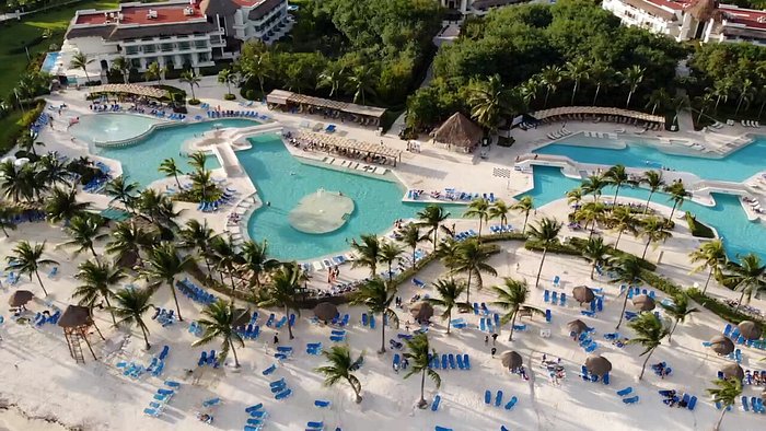 claudia zamarron recommends Blue Bay Gateway Cancun