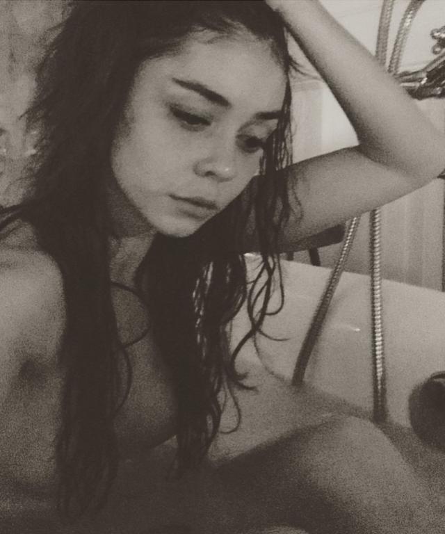 Best of Nude pics of sarah hyland