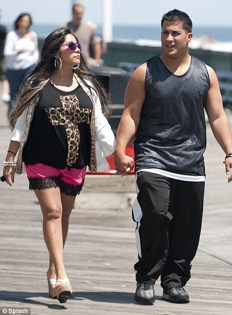 andre de paulo recommends snooki nude uncensored pic