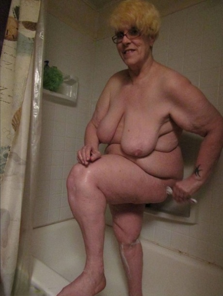 fat granny naked