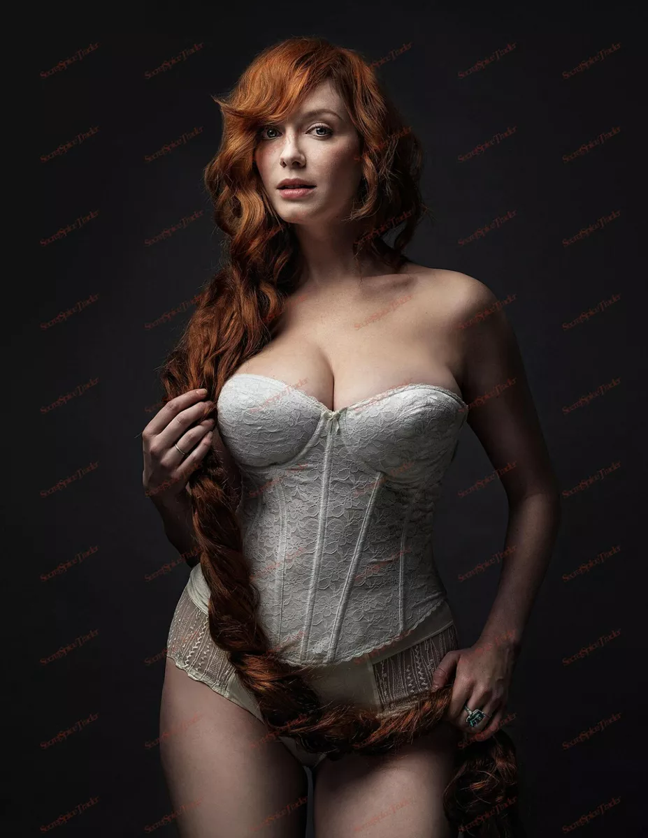 brian cancel recommends Christina Hendricks Sexy Pictures