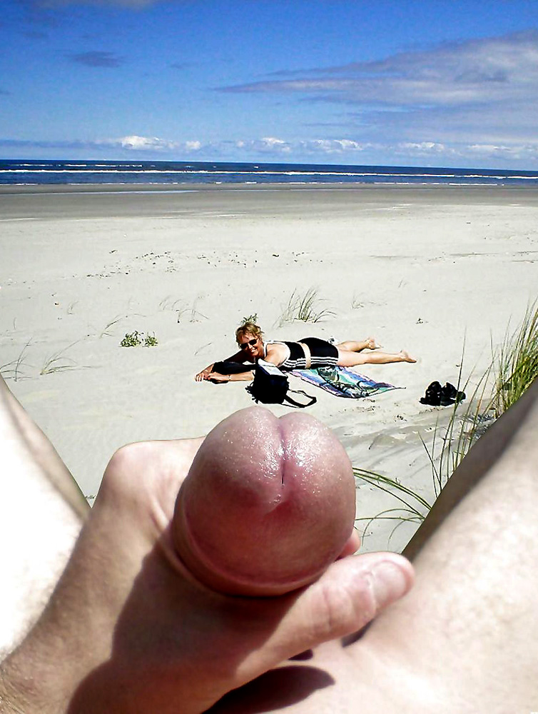 hidden cam sex on the beach porn