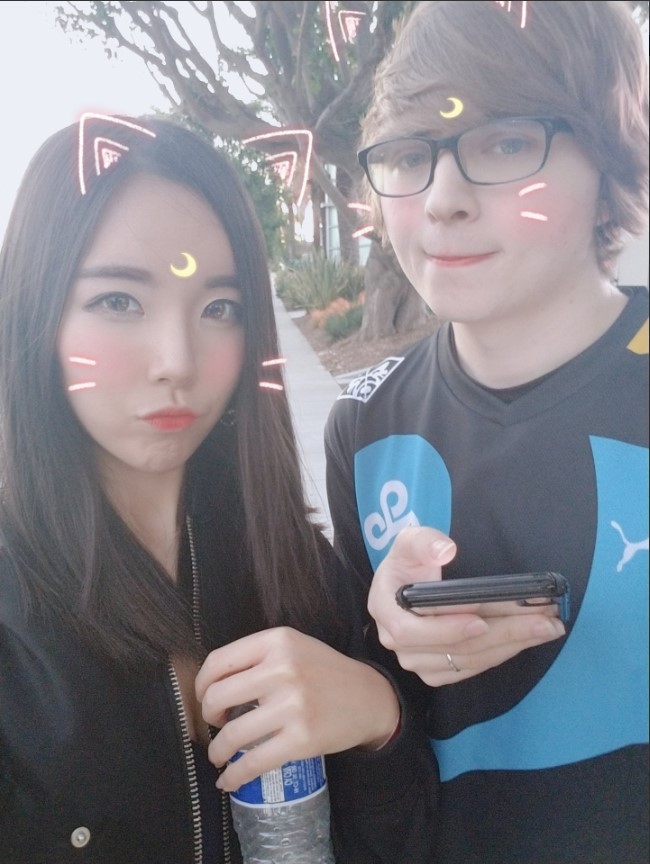 crystal truax recommends c9 sneaky girlfriend pic