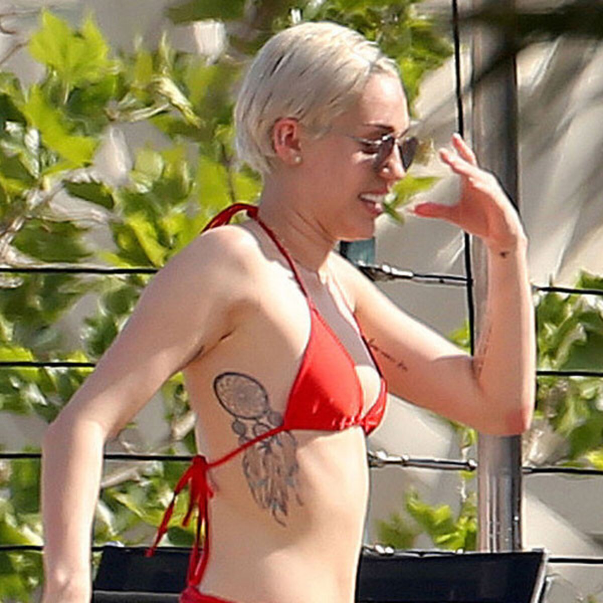 blake steinberg recommends miley cyrus bathing suit pic