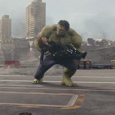 dipak sahoo recommends Hulk And Black Widow Smash