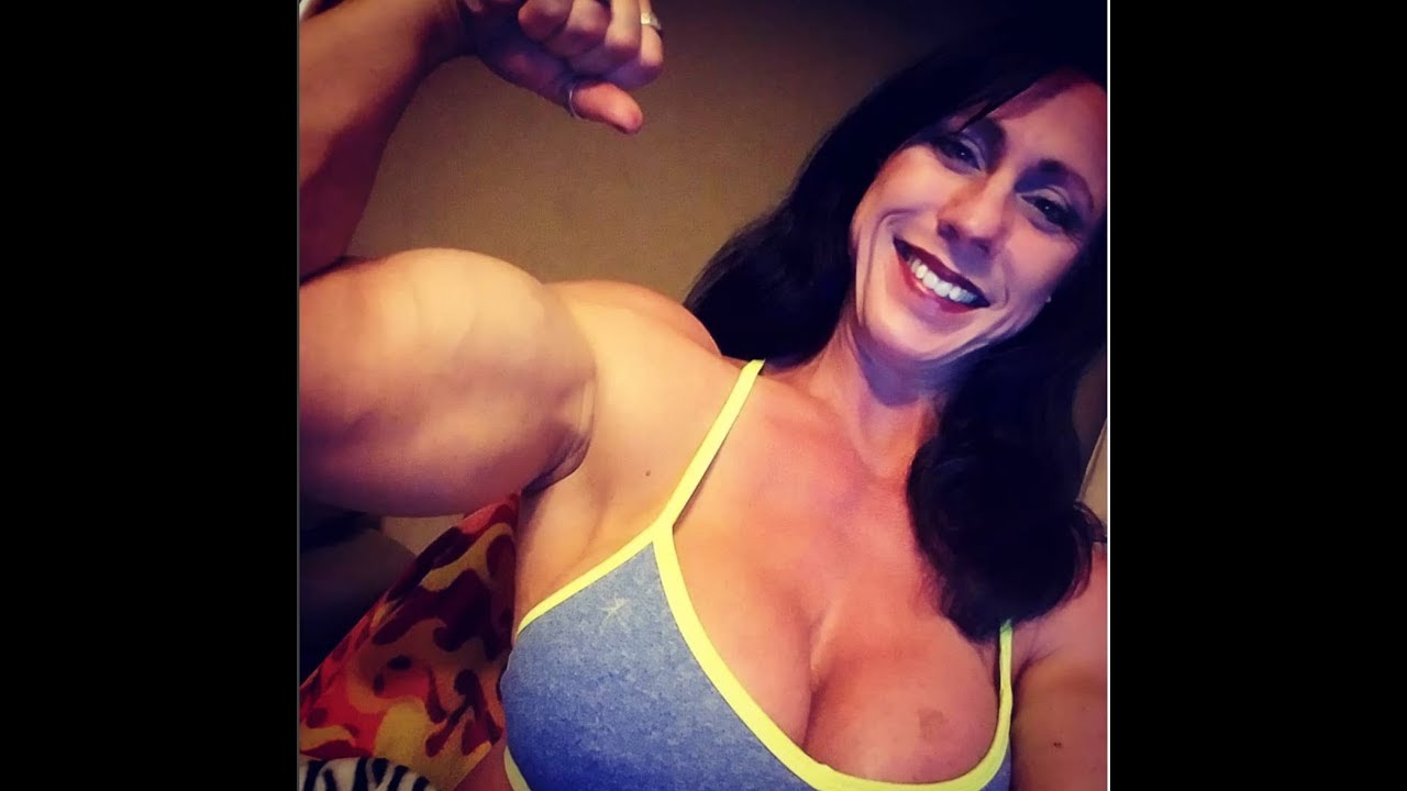 act so recommends female bodybuilder big tits pic