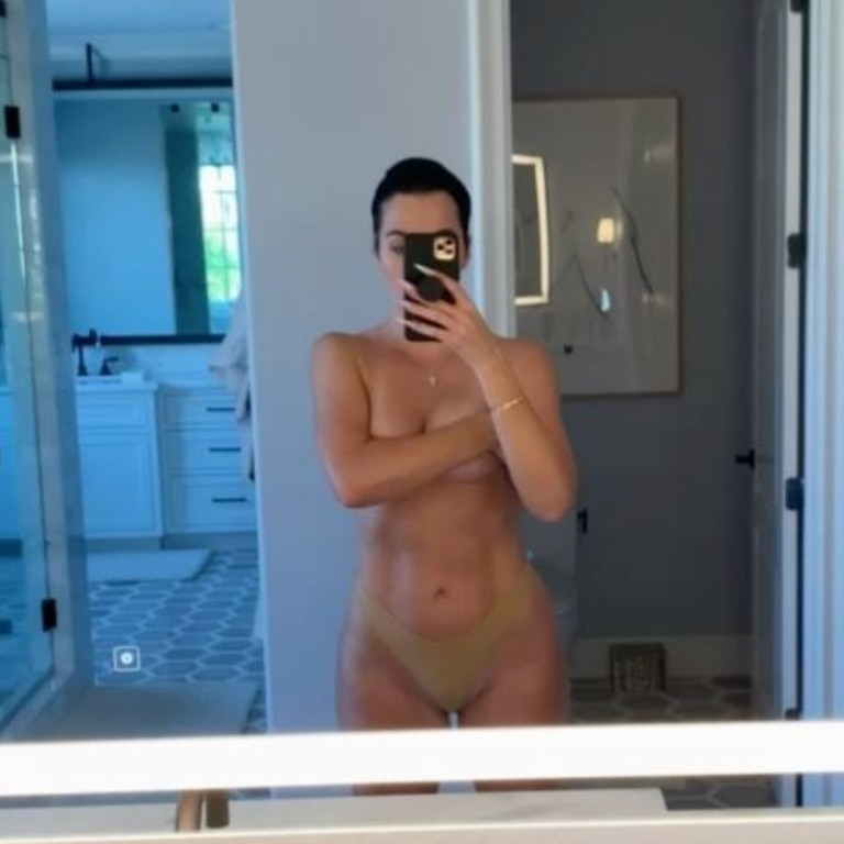 Best of Khloe kardashian nude sex