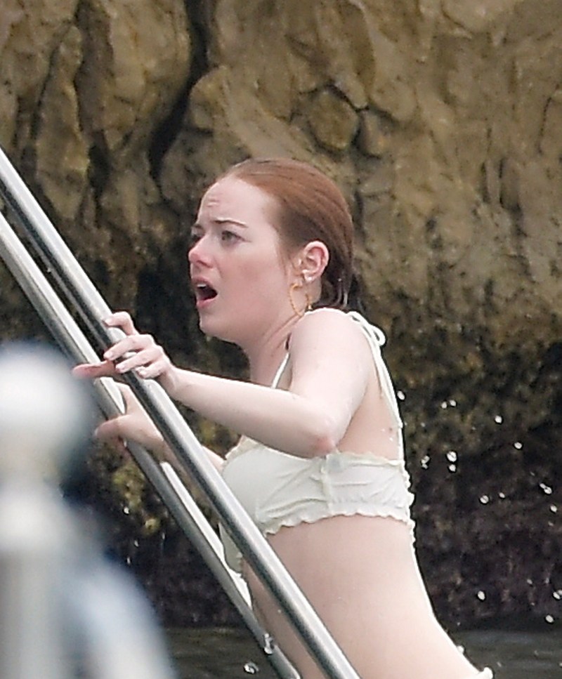 aien longchar recommends emma stone pokies pic