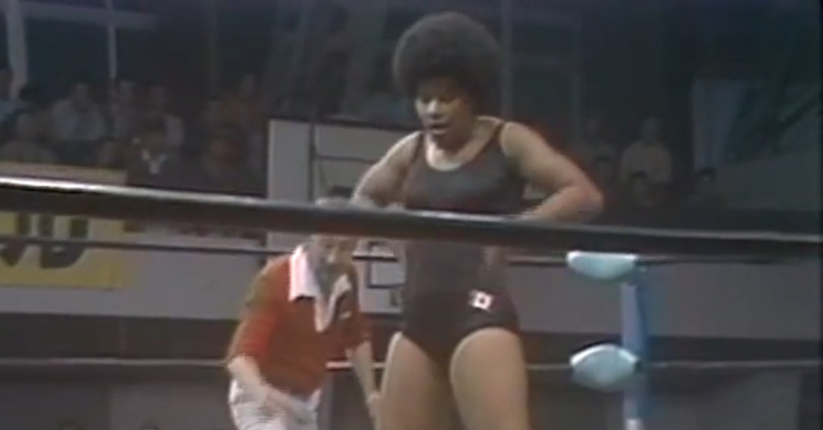 charlie sells recommends Mixed Wrestling Black Girl