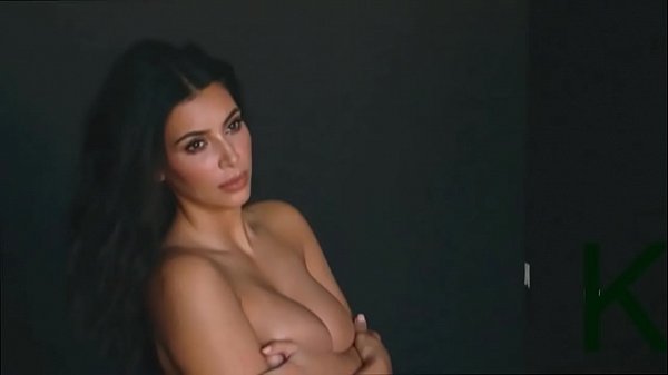 akerele olaolu recommends kim kardashian naked twerking pic