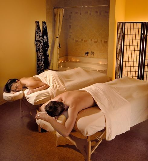 citra oktaviani recommends www massage room com pic