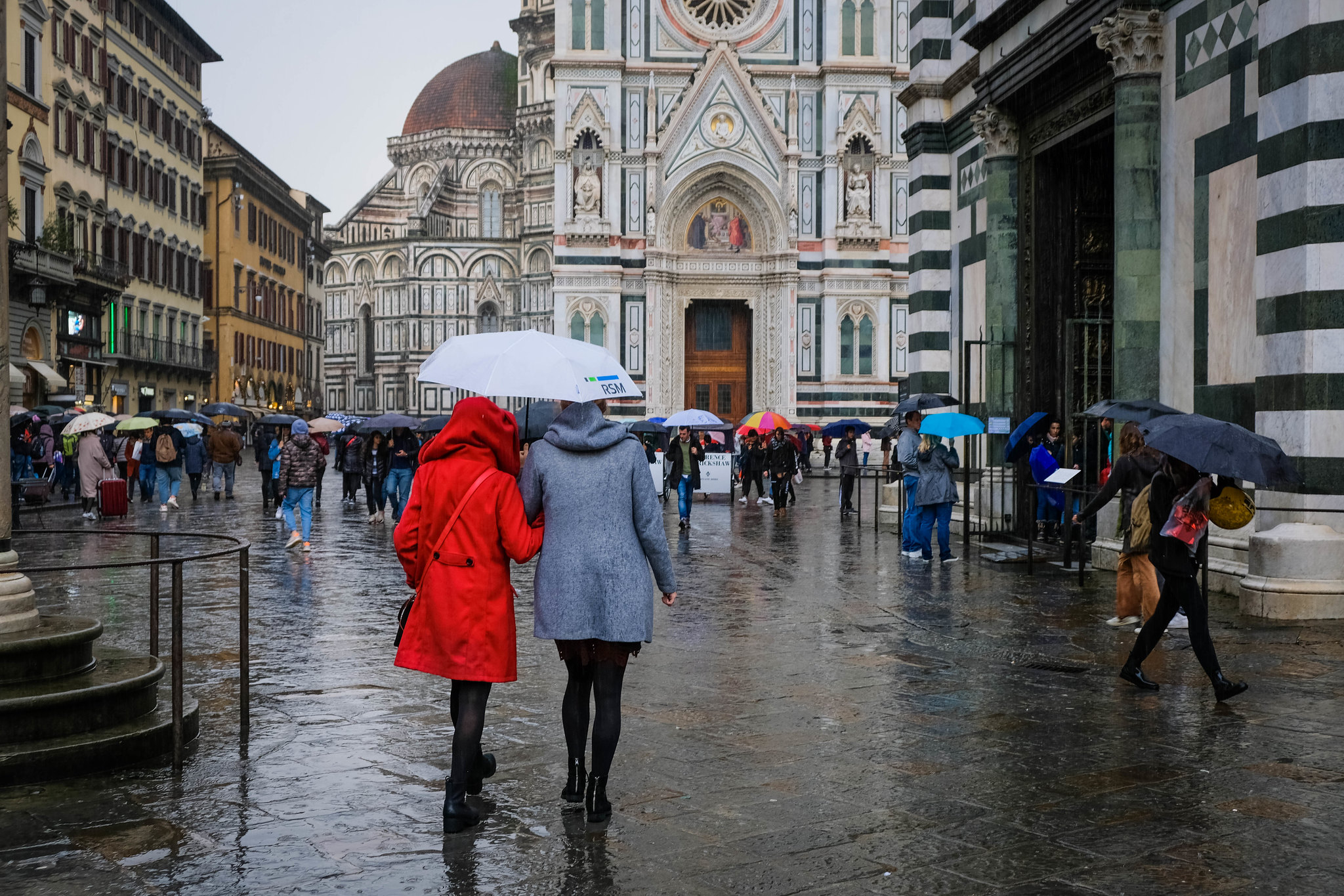 bob mak recommends Rain Florence Website