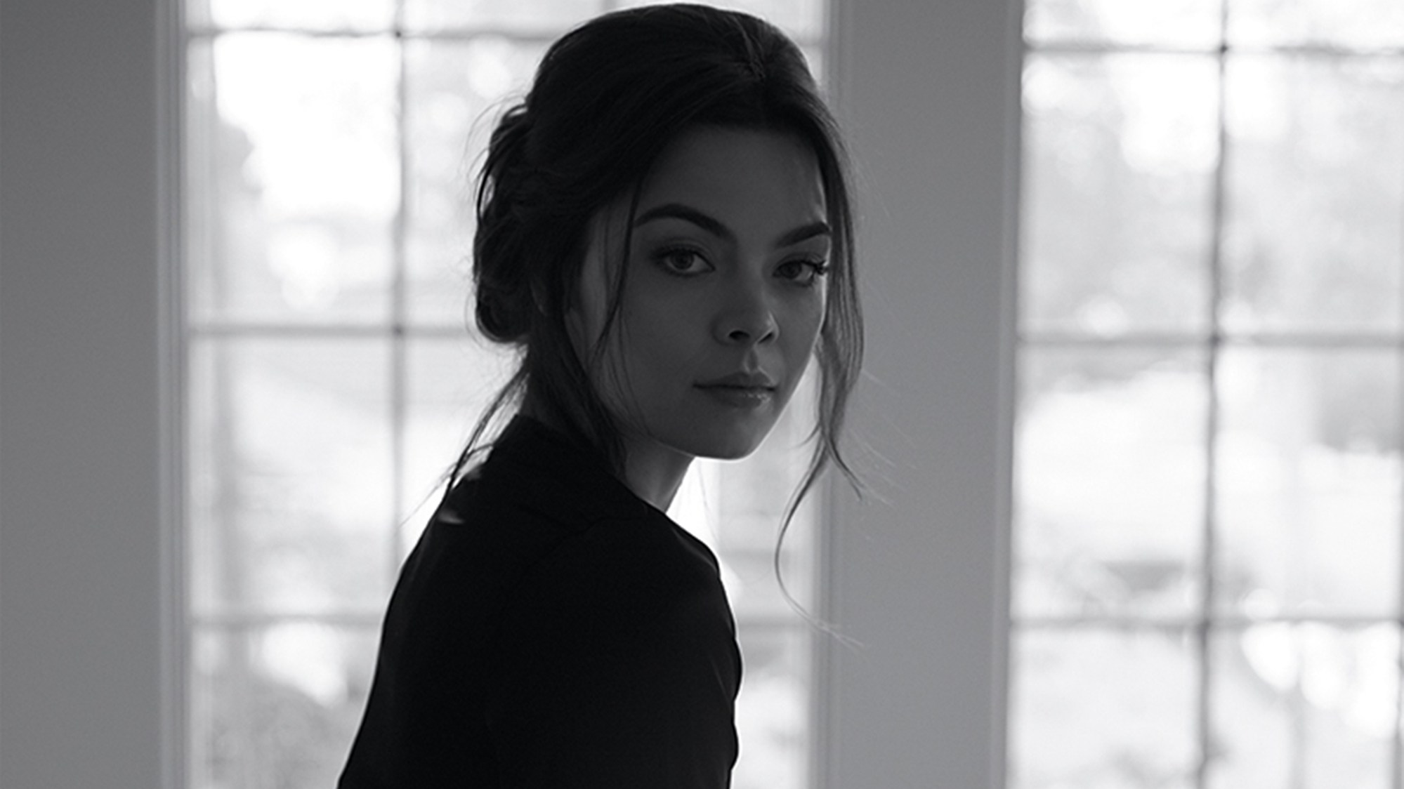 angel stenner share scarlett byrne hot photos