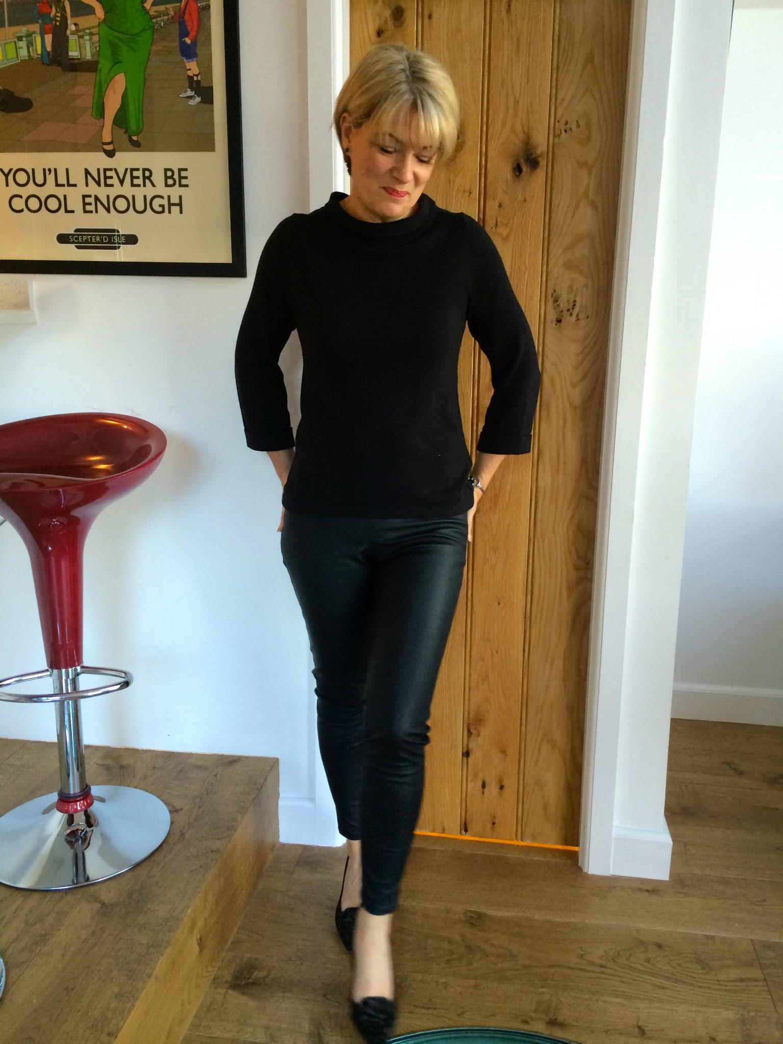 charles raphael recommends Older Women In Leather Pants