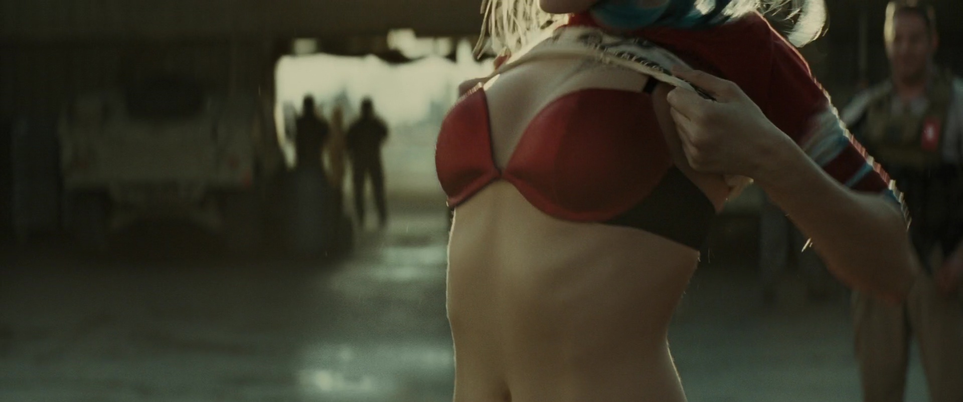 margot robbie naked suicide squad