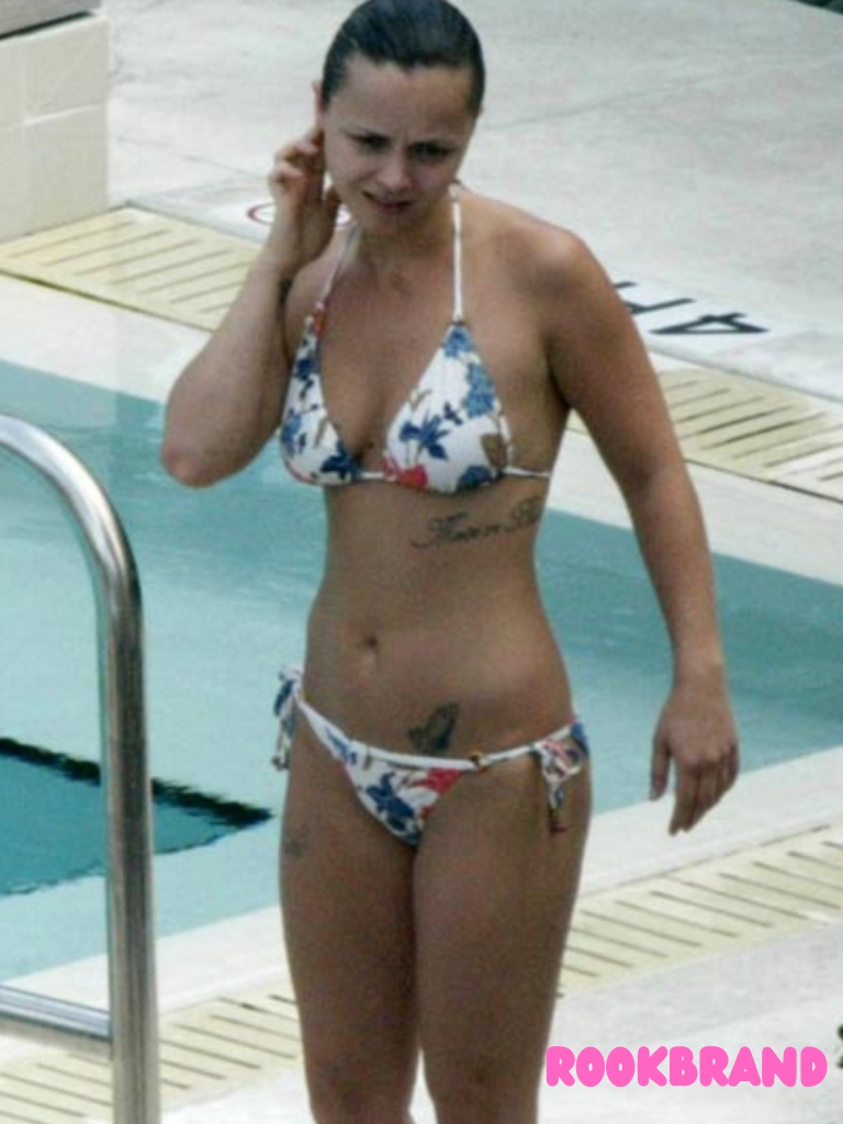 brenda lamphere recommends Christina Ricci Bathing Suit