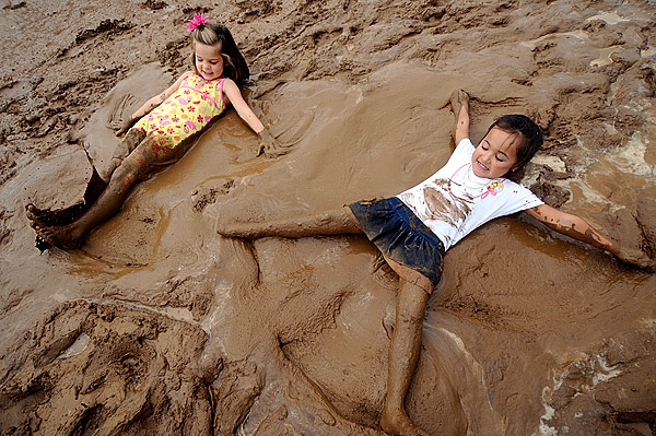 brett rodenberg recommends girl rolling in mud pic