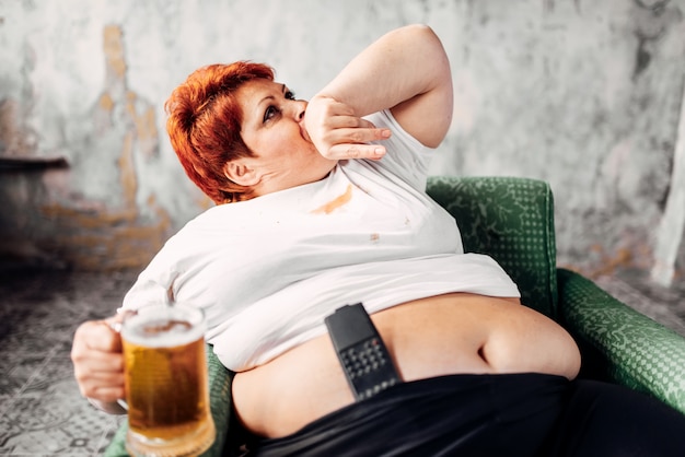 aasha rai recommends fat girl drinking beer pic