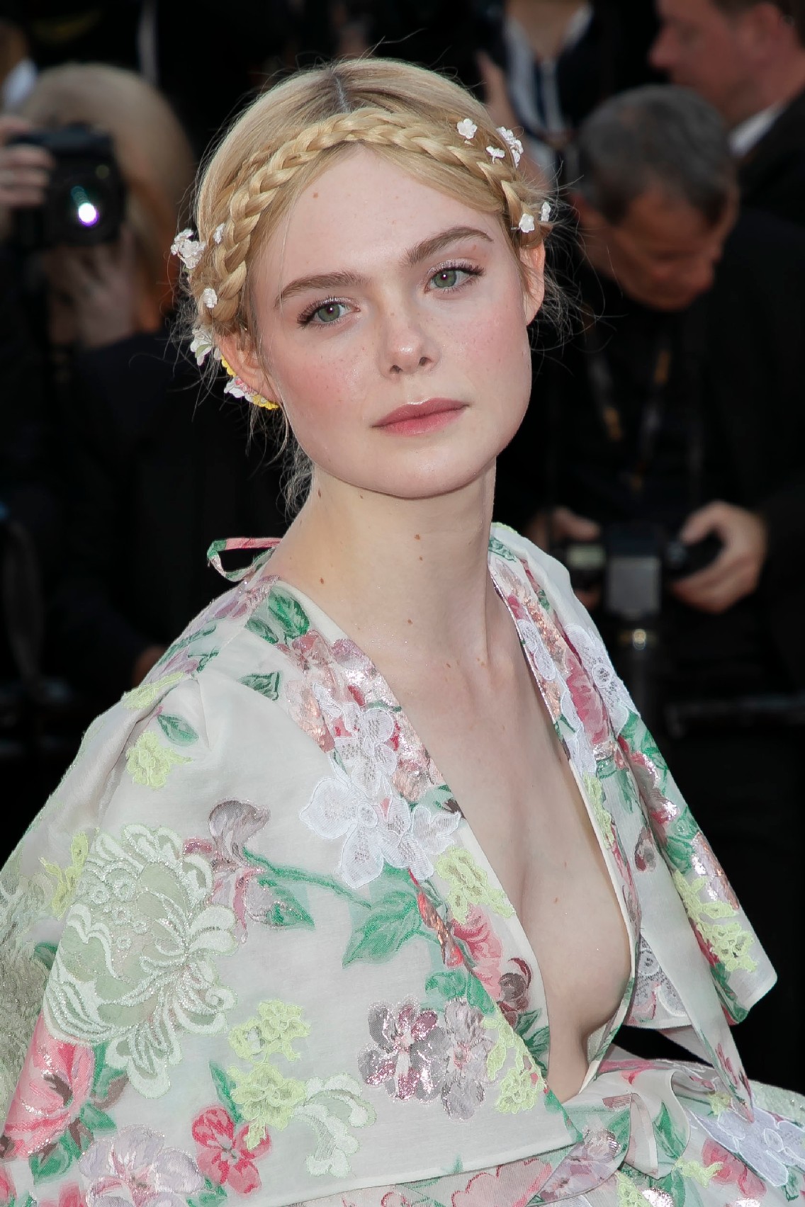 amy embery recommends elle fanning tits pic