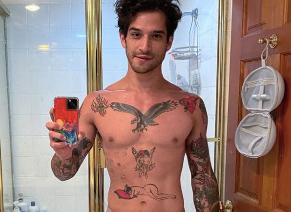 adele hertzog recommends tyler posey butt pic