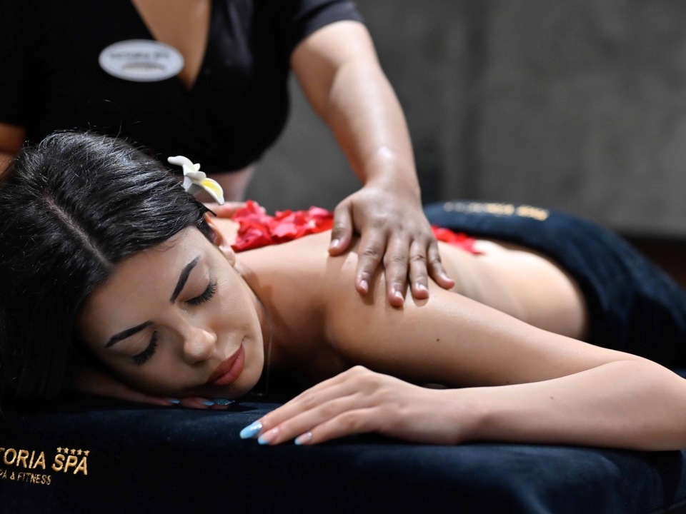 cina thomas recommends Full Body Massage Asian