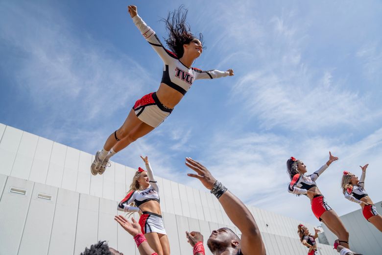 cody laroque recommends College Cheerleaders Having Sex