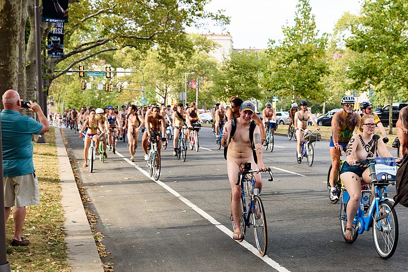 amber hogg recommends nude female bike riders pic