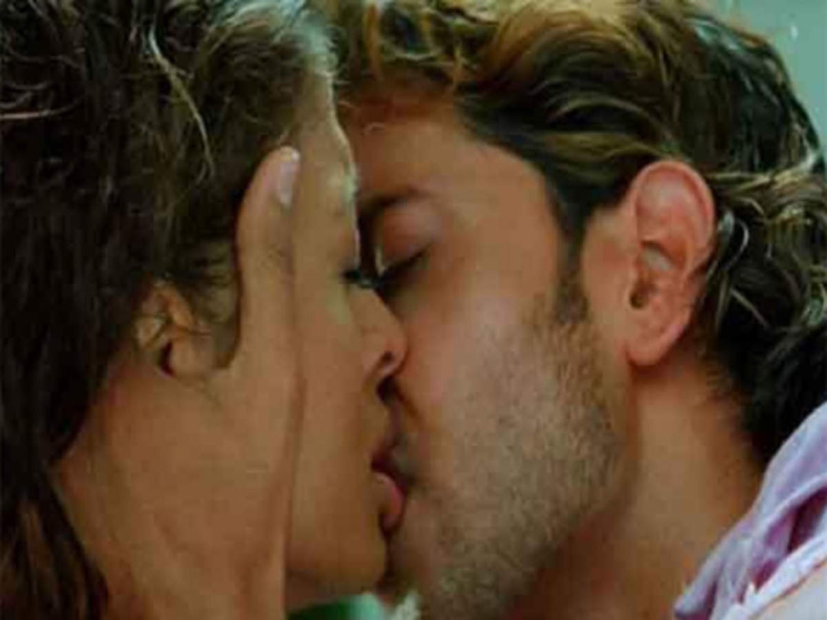 dee west recommends aishwarya rai hot kiss pic