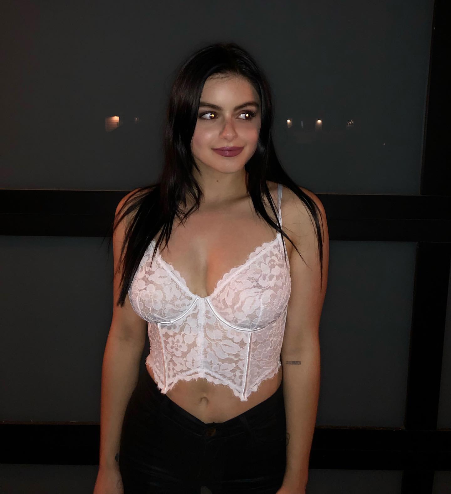 brianna warr recommends ariel winter nude tits pic
