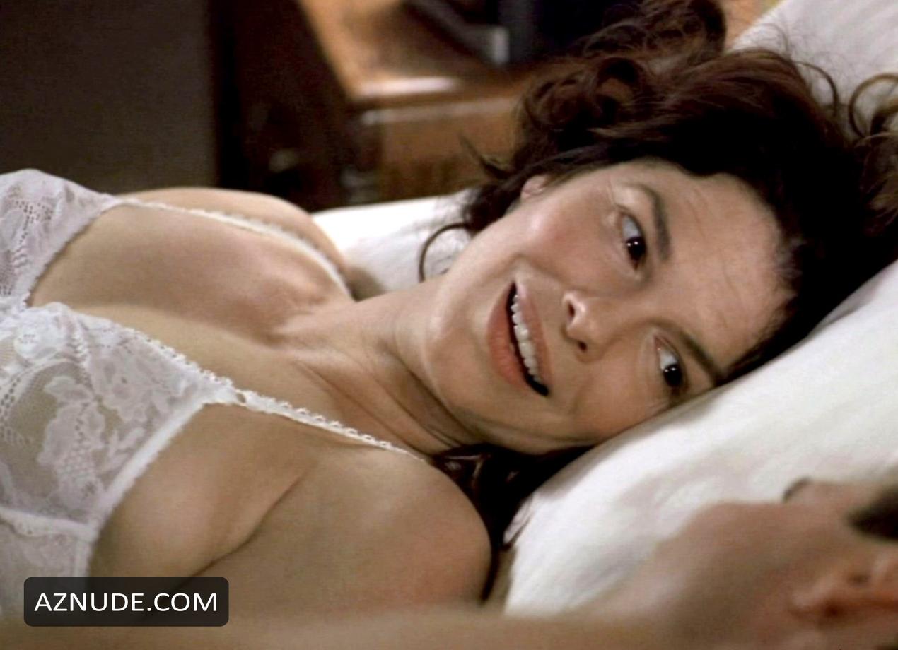 andy rubia recommends jeanne tripplehorn nude pics pic