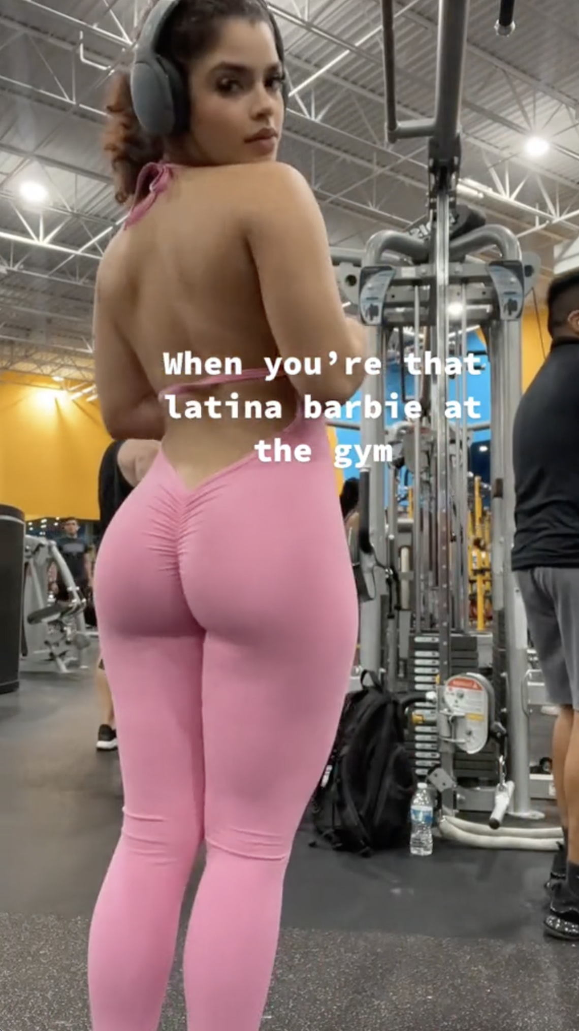ali hammod recommends Big Booty Latina Gets Interviewed