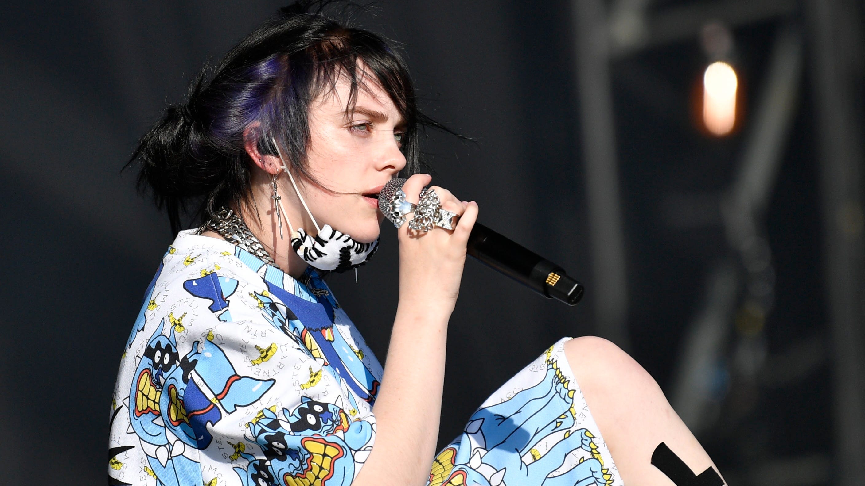 diane middlemiss recommends billie eilish naked pic