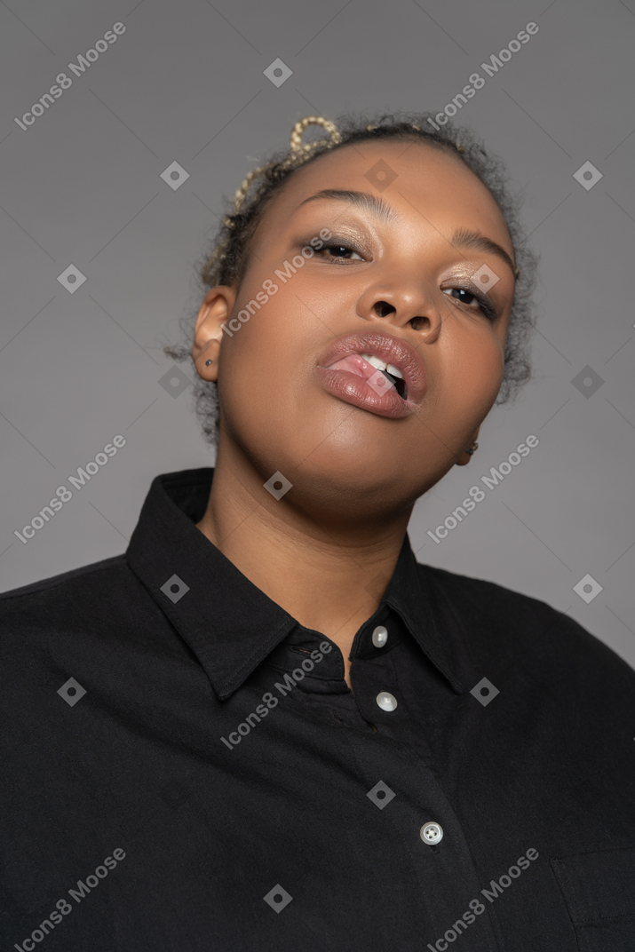 aparna gangurde share black woman tongue out photos