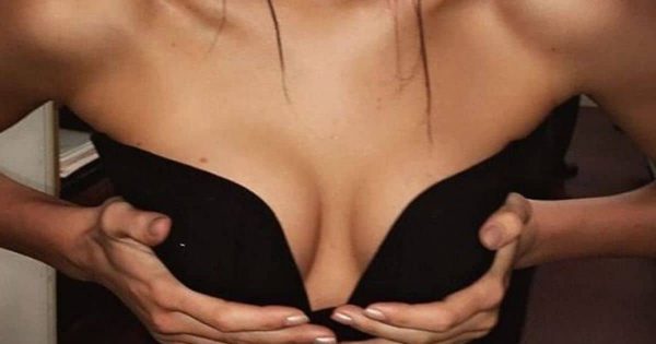 photos of small breasts