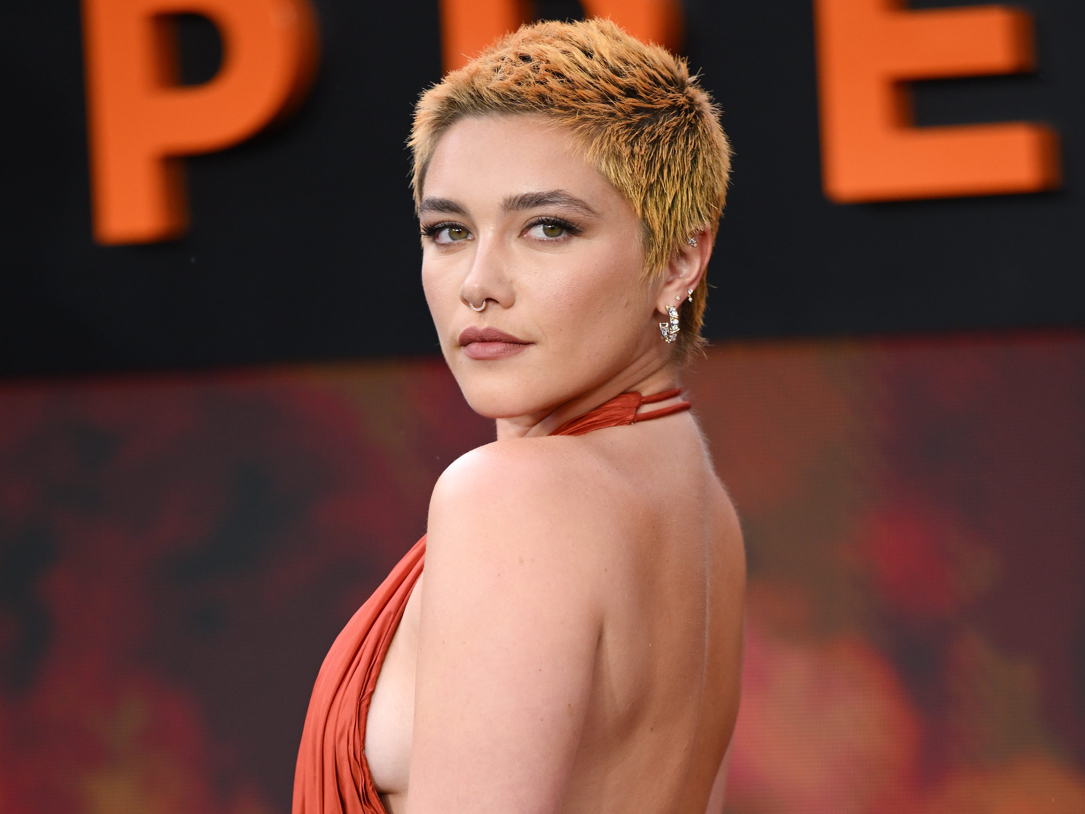 bea carlson recommends Florence Pugh Boobs