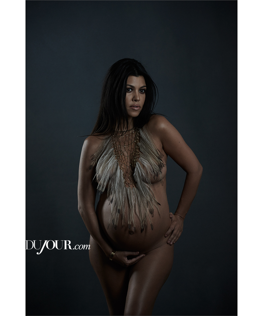 Kourtney Kardashian Sexy Nude eroctic books