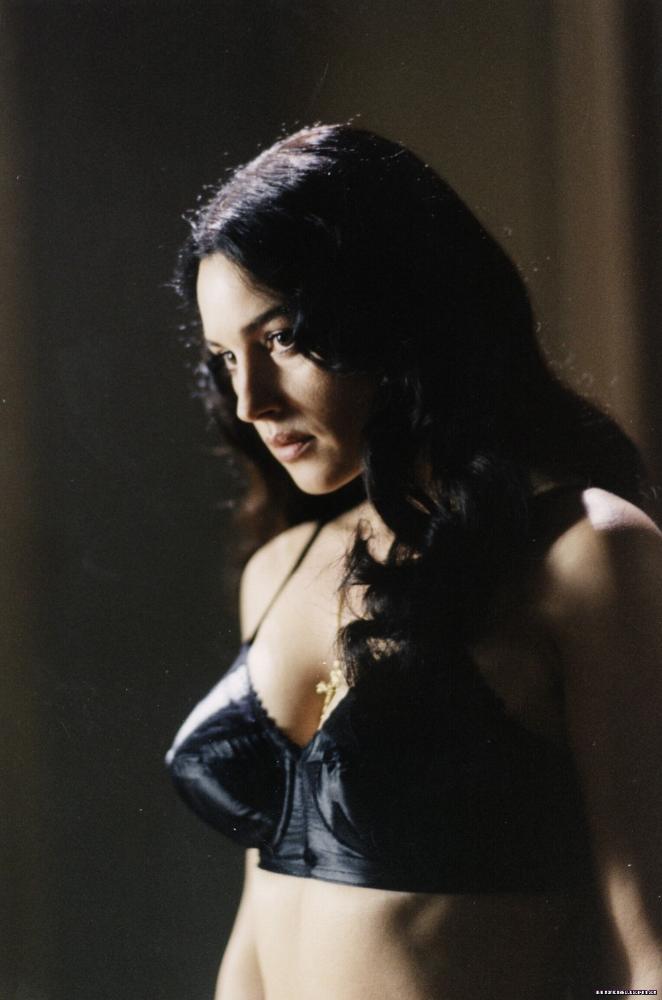 alishma ali recommends monica bellucci malena hot pic