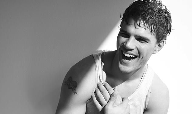 bob strother recommends Chris Zylka Full Frontal