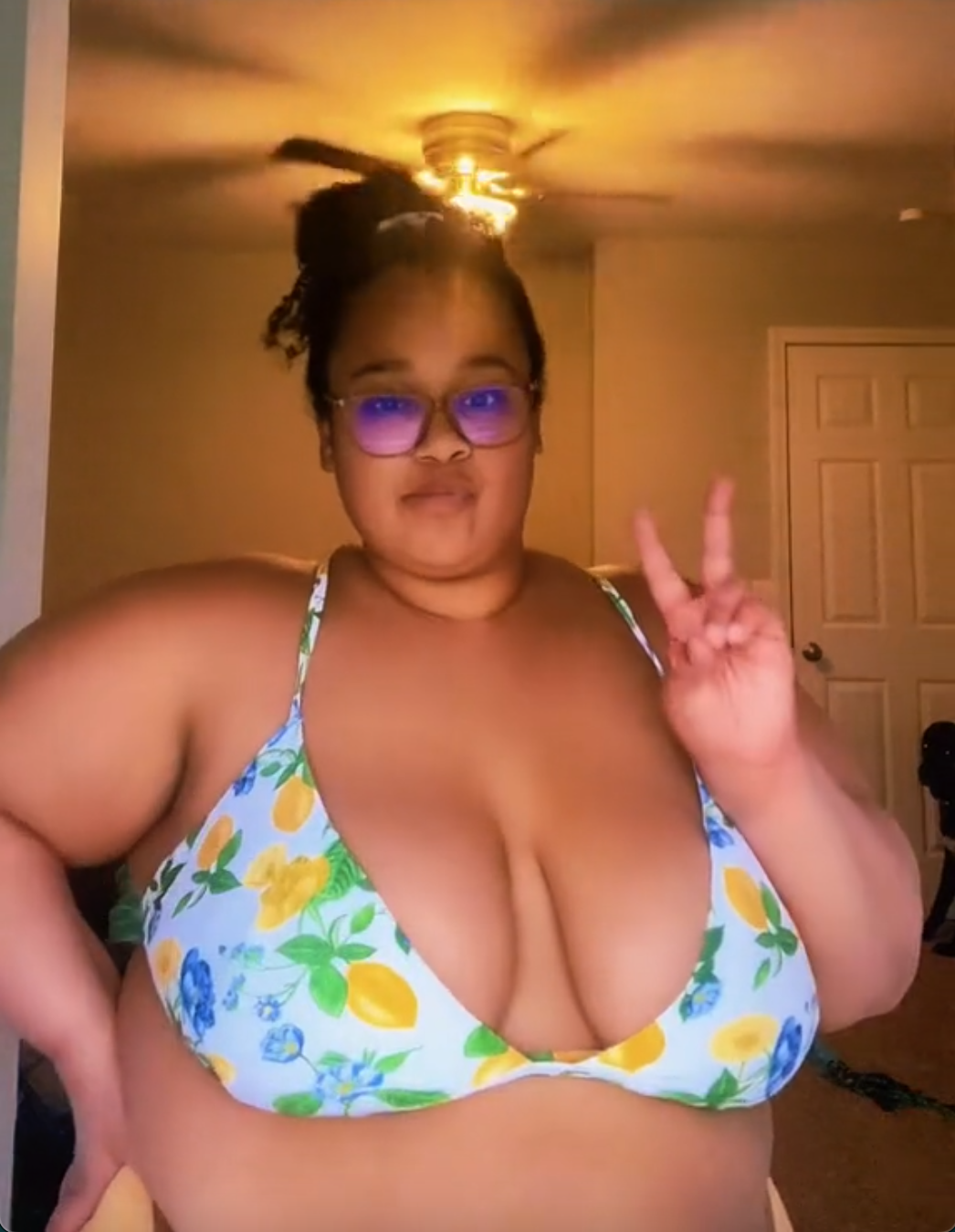 alice otoole recommends Chubby Women Bikinis