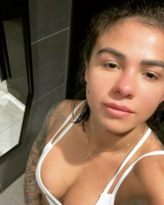 christopher pinales recommends claudia gadelha nude pic