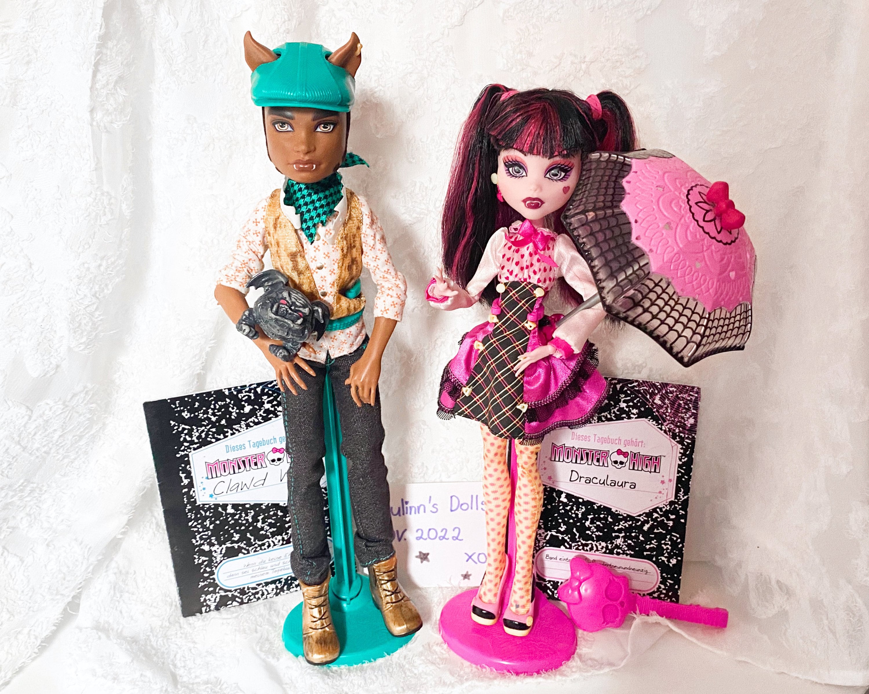 andrew torch recommends clawd and draculaura dolls pic