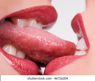 angela standen recommends close up tongue kissing pic