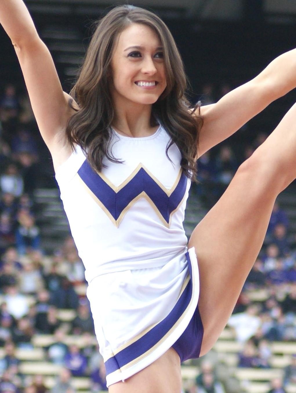 beanie mackenzie recommends college cheerleader crotch shots pic