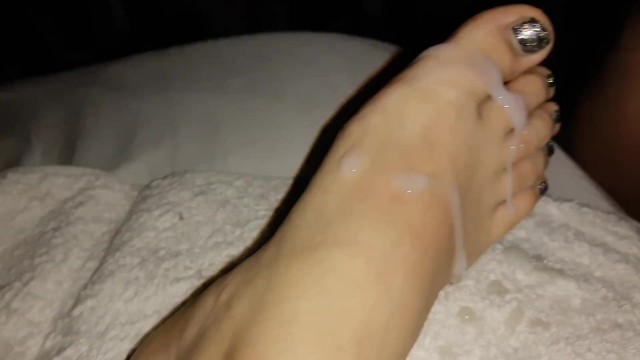billie patterson recommends cum on latina feet pic
